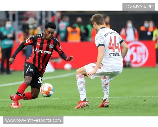 勒沃库森边路轮换新策略：为未来打造无缝衔接的攻击体系