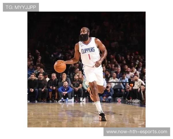 快船险胜独行侠后，席位争夺战愈发白热化