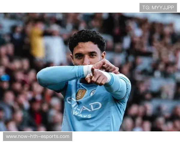 曼城莱万数据爆发引转会关注:豪门锋霸震撼足坛风云